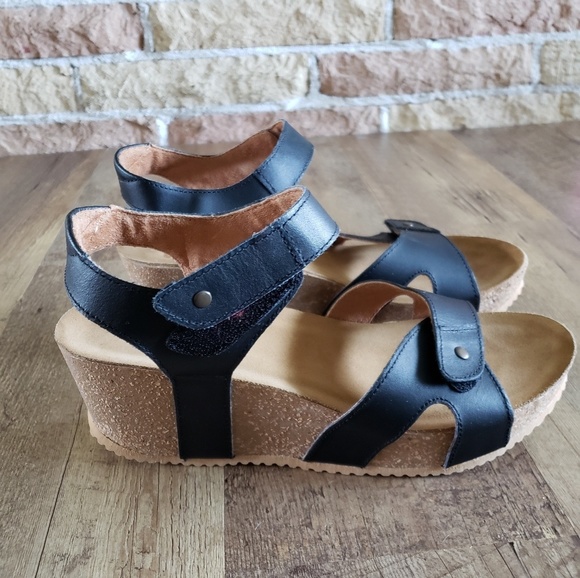 axxiom shoes website